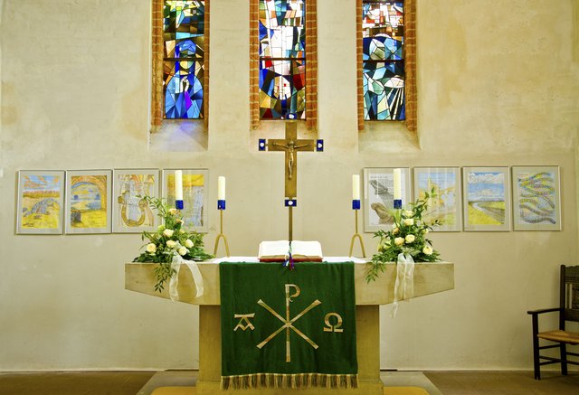jutta_poppinga_klosterkirche_heiligenrode_psalmen_gezeichnet.jpg
